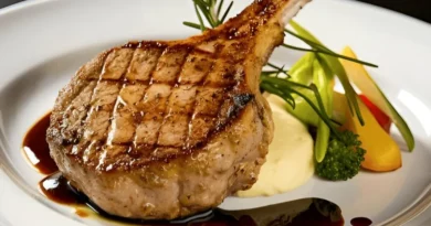 Pork chop nutrition facts: Calories, protein, and health benefits