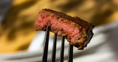 temperature for a medium-rare steak